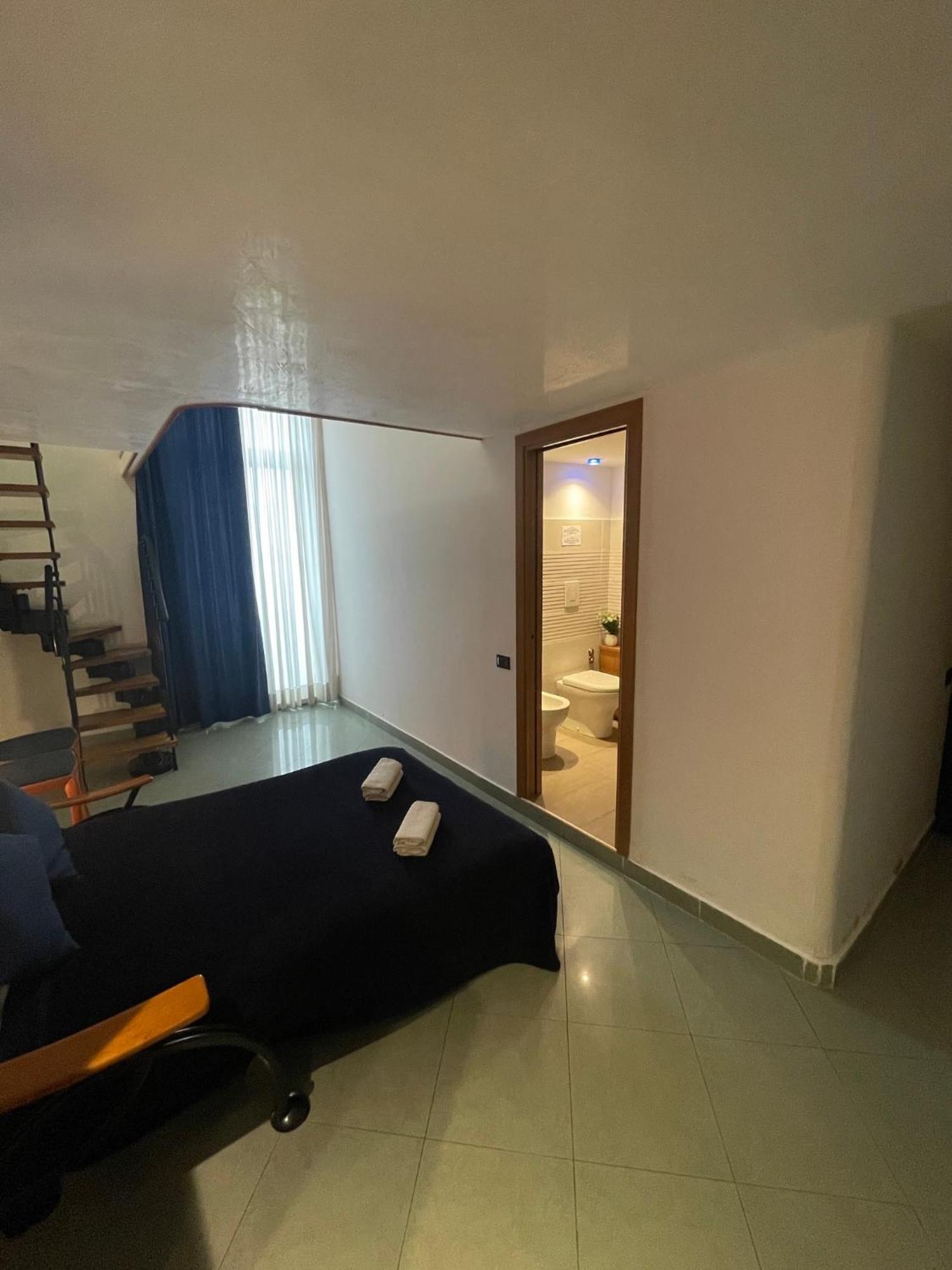 Bed and Breakfast Lanova21 Neapel Exterior foto